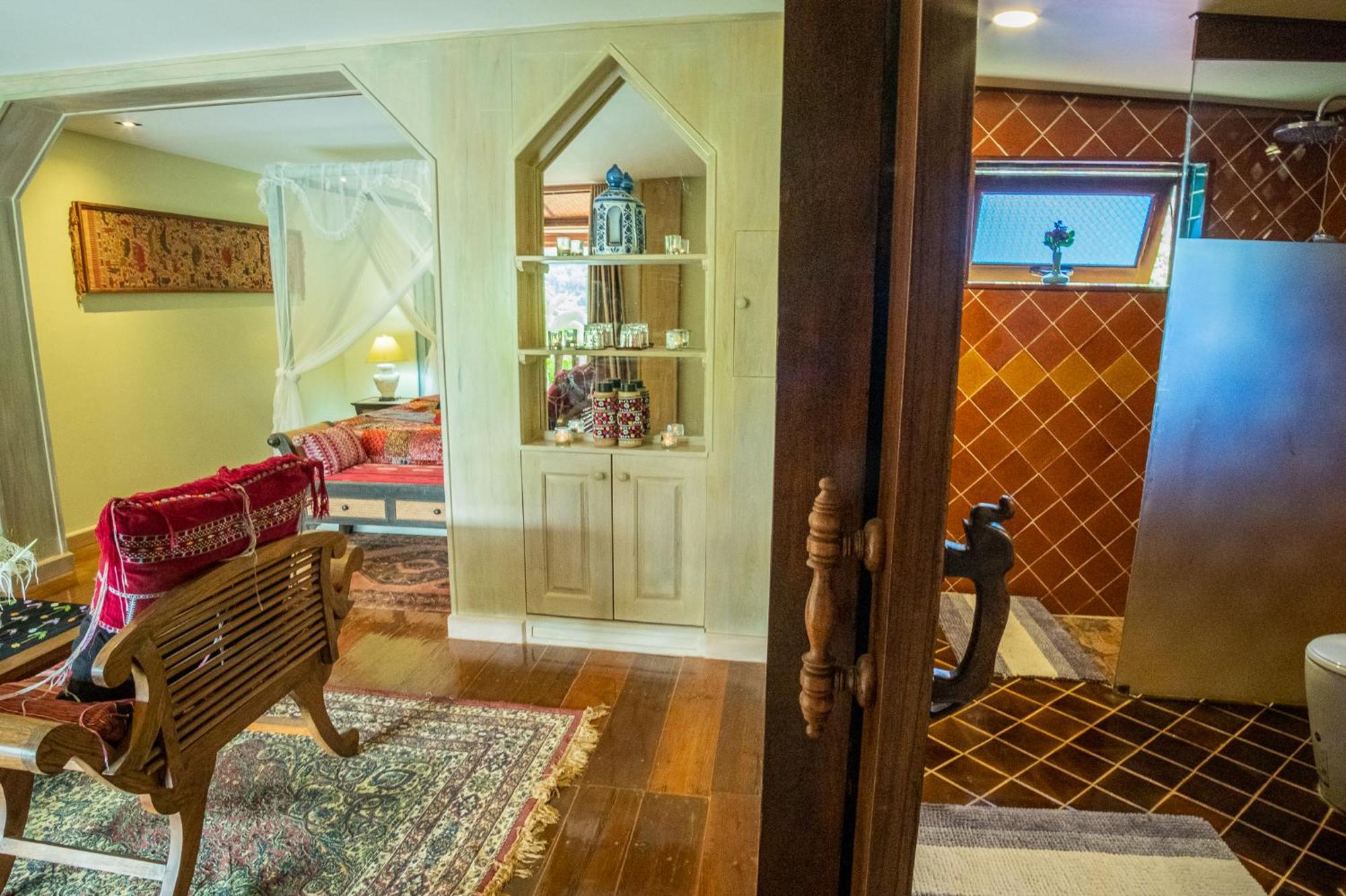 Kanlaya'S Eyrie, Luxury Homestay Pang Mapha Экстерьер фото