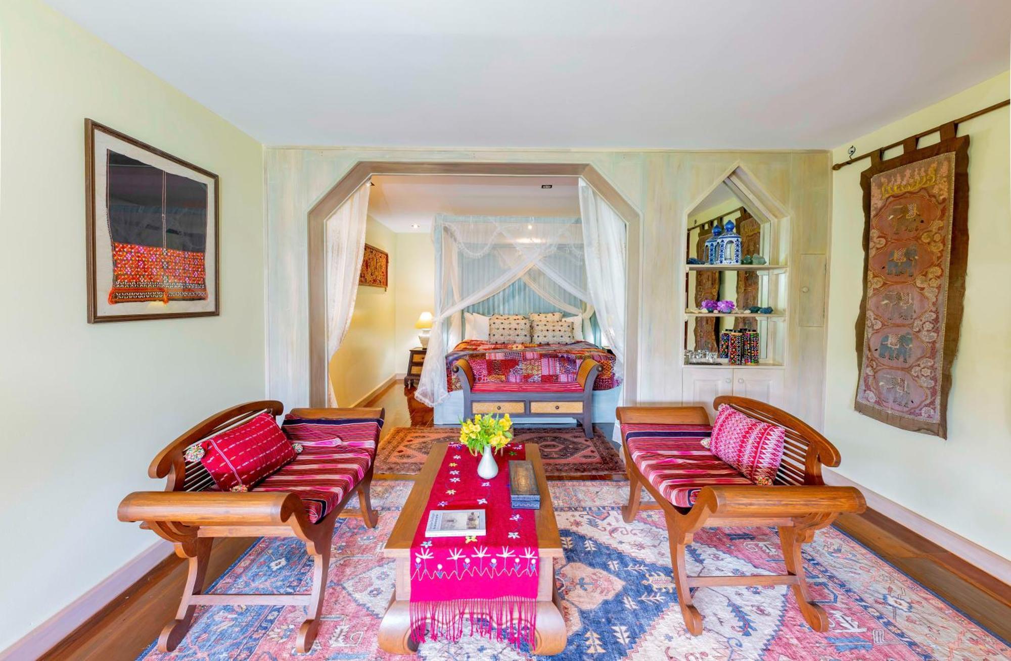 Kanlaya'S Eyrie, Luxury Homestay Pang Mapha Экстерьер фото